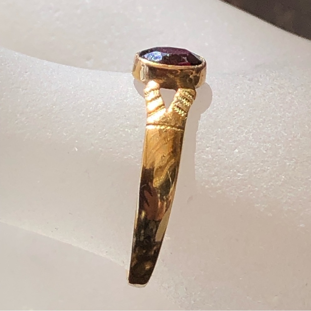 Antique 14k Yellow Gold Rhodolite Garnet Ring - Picture 4 of 13
